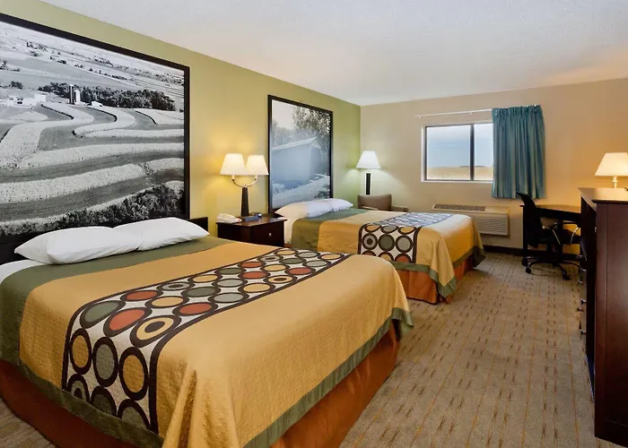 Hotel Super 8 By Wyndham 2*